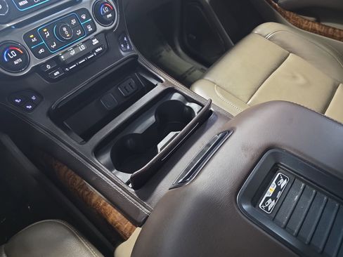 Used 2016 Chevrolet Tahoe LTZ AWD/4WD image 25