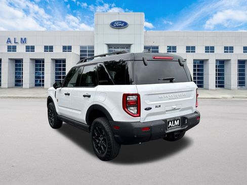 New 2025 Ford Bronco Sport Badlands image 7