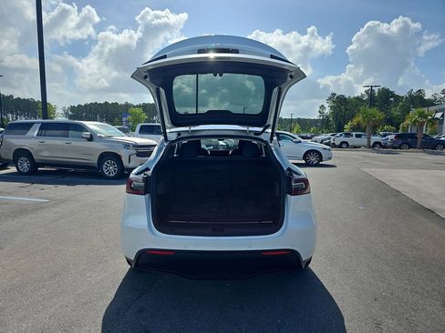 Used 2020 Tesla Model Y Long Range AWD/4WD image 17