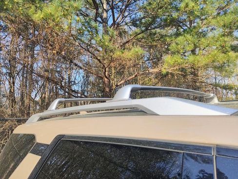 Used 2023 Nissan Pathfinder Platinum image 4