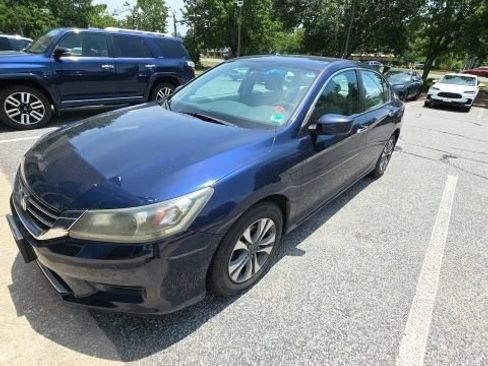 Used 2014 Honda Accord LX image 2
