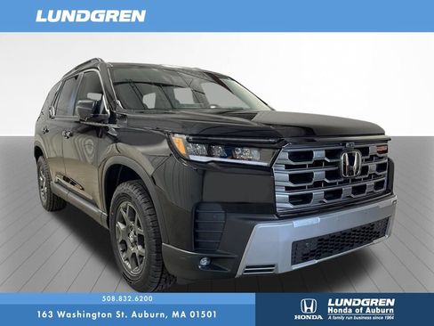 New 2026 Honda Pilot TrailSport image 1