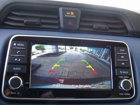 Used 2025 Nissan Versa SV w/ Trunk Package image 22