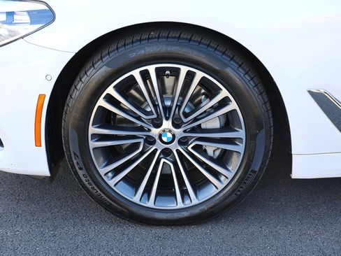 Used 2019 BMW 540i xDrive w/ Convenience Package image 11