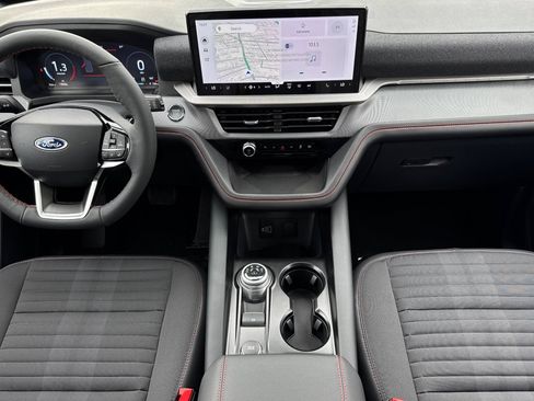 New 2026 Ford Explorer ST-Line w/ ST-Line Street Pack AWD/4WD image 18