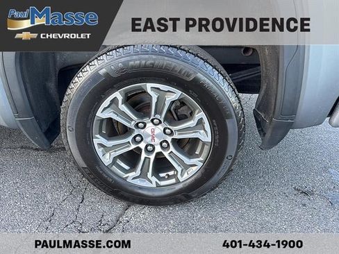 Used 2020 GMC Sierra 1500 SLE w/ SLE Value Package AWD/4WD image 9