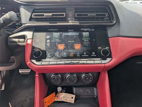 Used 2024 Nissan Z Performance w/ Floor Mat Package RWD image 15