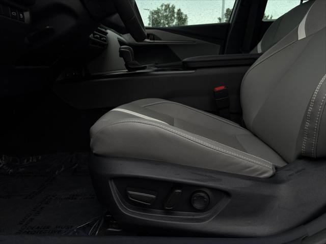 Certified 2025 Toyota Camry SE AWD/4WD image 14