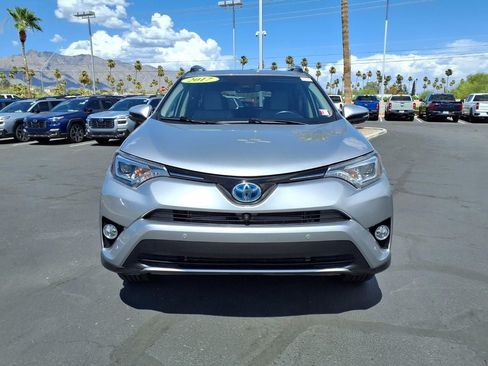 Used 2017 Toyota RAV4 Limited AWD/4WD image 9