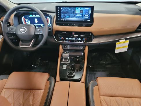 New 2026 Nissan Rogue Platinum w/ Platinum Premium Package image 24