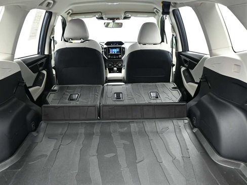 Used 2023 Subaru Forester AWD/4WD image 38