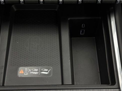 New 2026 GMC Acadia Elevation w/ Elevation Premium Package image 33