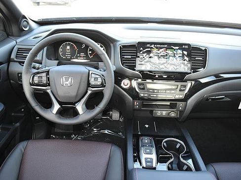 New 2026 Honda Ridgeline Black Edition image 9