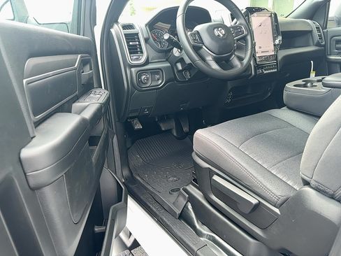 New 2026 RAM 3500 Tradesman AWD/4WD image 17