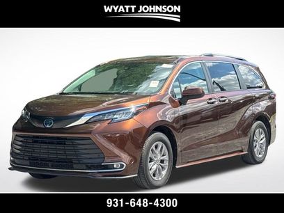 Used 2023 Toyota Sienna XLE