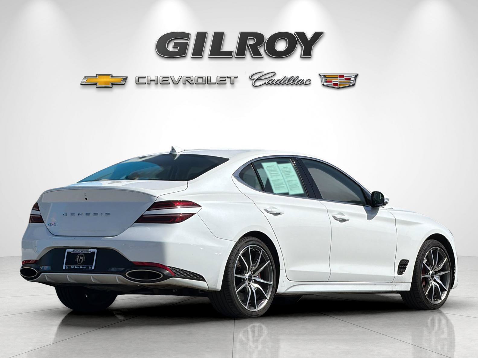 Used 2025 Genesis G70 2.5T RWD image 3