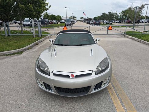 Used 2007 Saturn Sky Red Line image 9