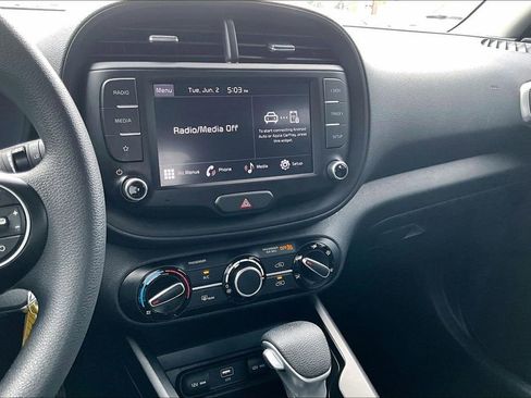 Used 2023 Kia Soul LX FWD image 15
