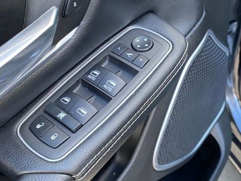 Used 2022 RAM 1500 Laramie w/ Sport Appearance Package image 12