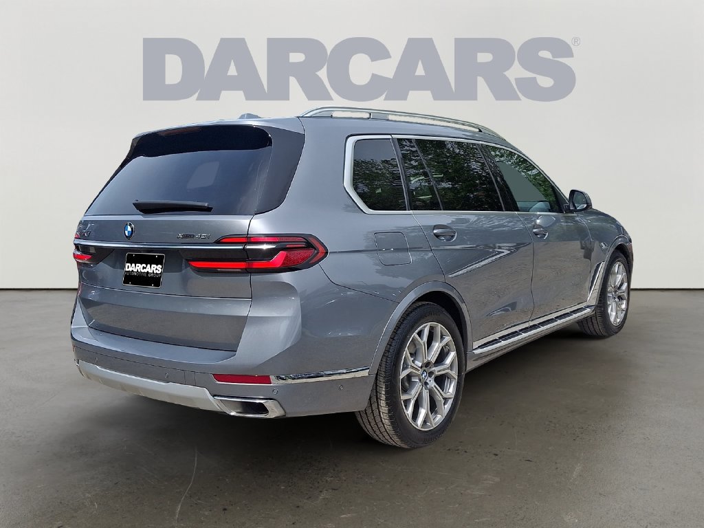 Used 2024 BMW X7 xDrive40i AWD/4WD image 6