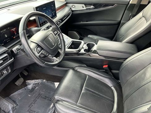 Used 2021 Lincoln Nautilus Reserve w/ Equipment Group 202A image 25