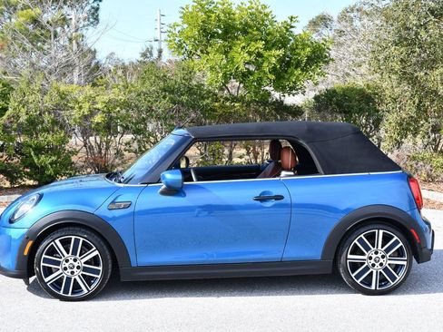 Used 2023 MINI Cooper S image 32