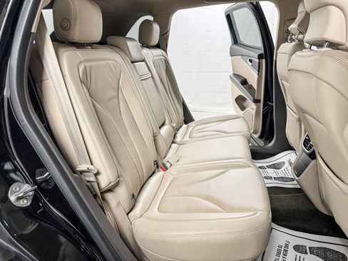 Used 2017 Lincoln MKX Reserve image 10