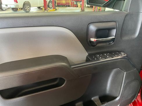 Used 2017 Chevrolet Silverado 1500 W/T AWD/4WD image 25