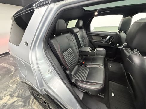 Used 2020 Land Rover Discovery Sport SE R-Dynamic AWD/4WD image 25