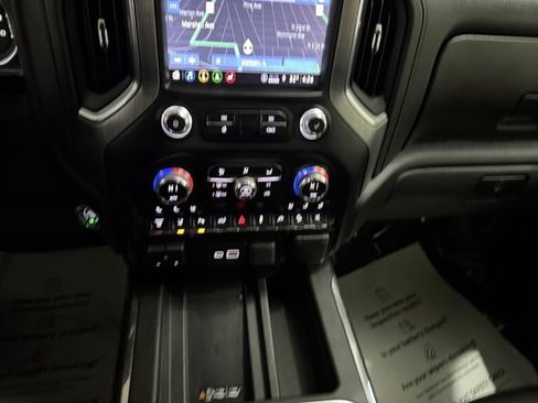 Used 2023 GMC Sierra 2500 Denali w/ Denali Ultimate Package image 20