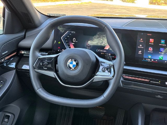 Used 2024 BMW 530i w/ Convenience Package RWD image 23