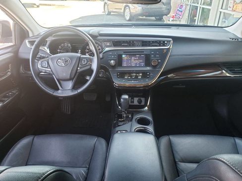 Used 2014 Toyota Avalon XLE Touring image 8