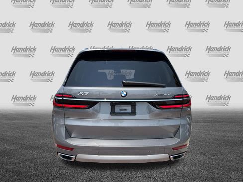 Used 2026 BMW X7 xDrive40i w/ Executive Package AWD/4WD image 9
