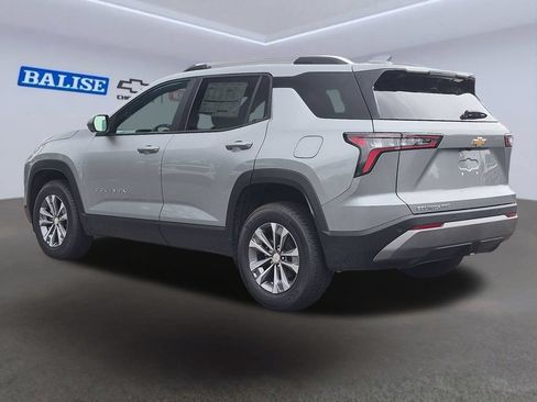 New 2026 Chevrolet Equinox LT w/ Convenience Package II AWD/4WD image 5