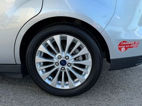 Used 2017 Ford C-MAX Energi SE w/ Equipment Group 402A image 36