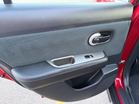 Used 2010 Nissan Versa 1.8 S w/ PWR Plus Pkg image 12