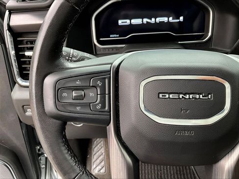 Used 2024 GMC Sierra 2500 Denali Ultimate image 15