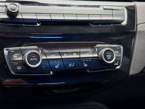 Used 2021 BMW X1 sDrive28i image 10