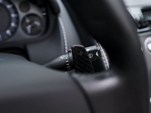 Used 2016 Aston Martin DB9 GT RWD image 75