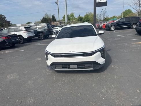 Used 2025 Kia K4 EX image 19