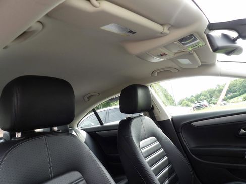 Used 2014 Volkswagen CC R-Line FWD image 18