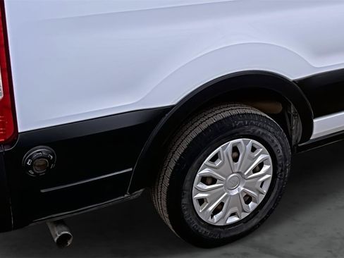 Used 2020 Ford Transit 350 XLT image 12