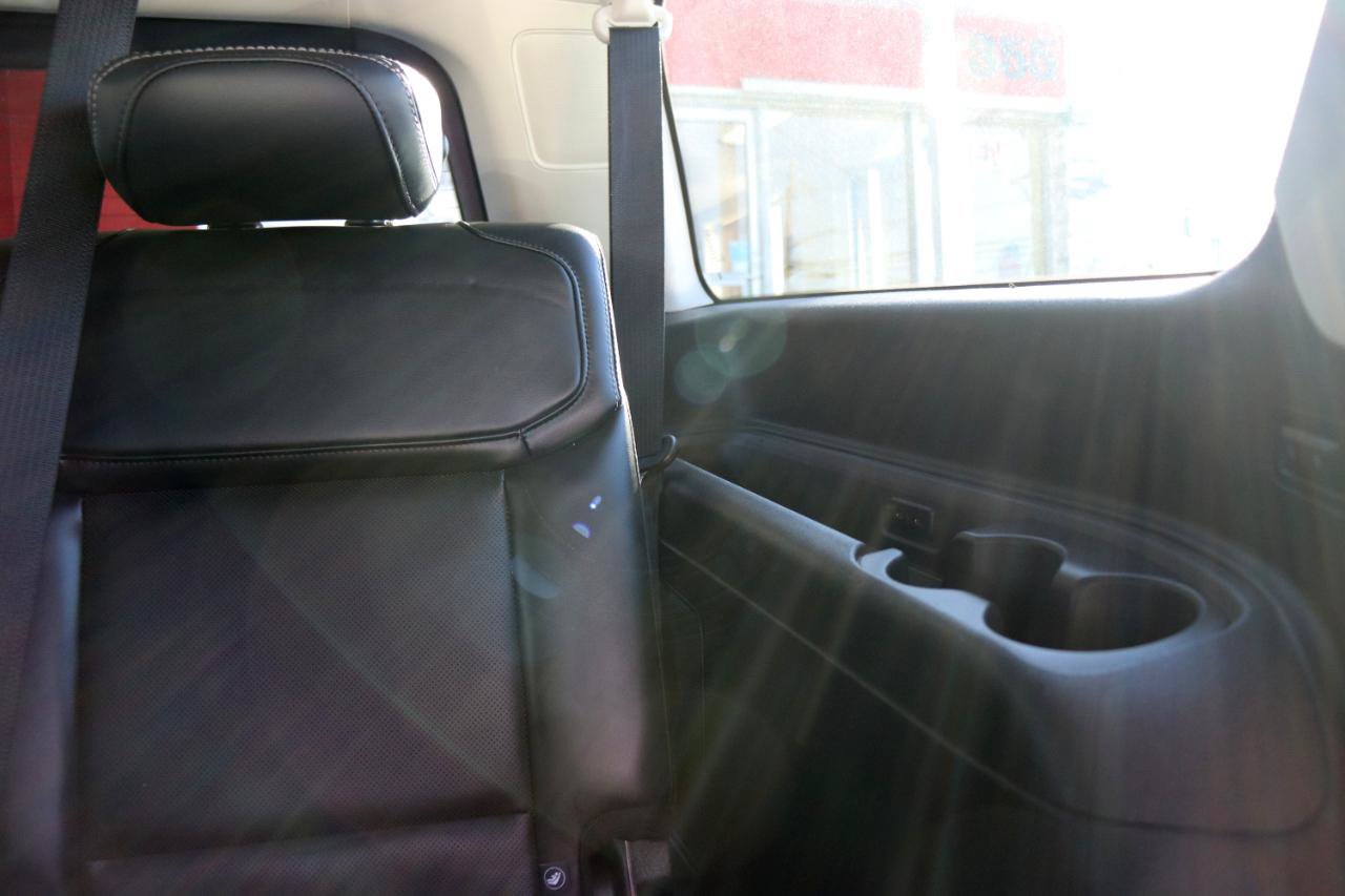 Used 2025 Ford Expedition Max Platinum AWD/4WD image 29
