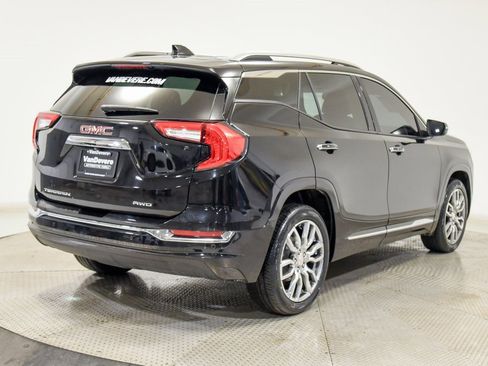 Used 2022 GMC Terrain Denali image 11