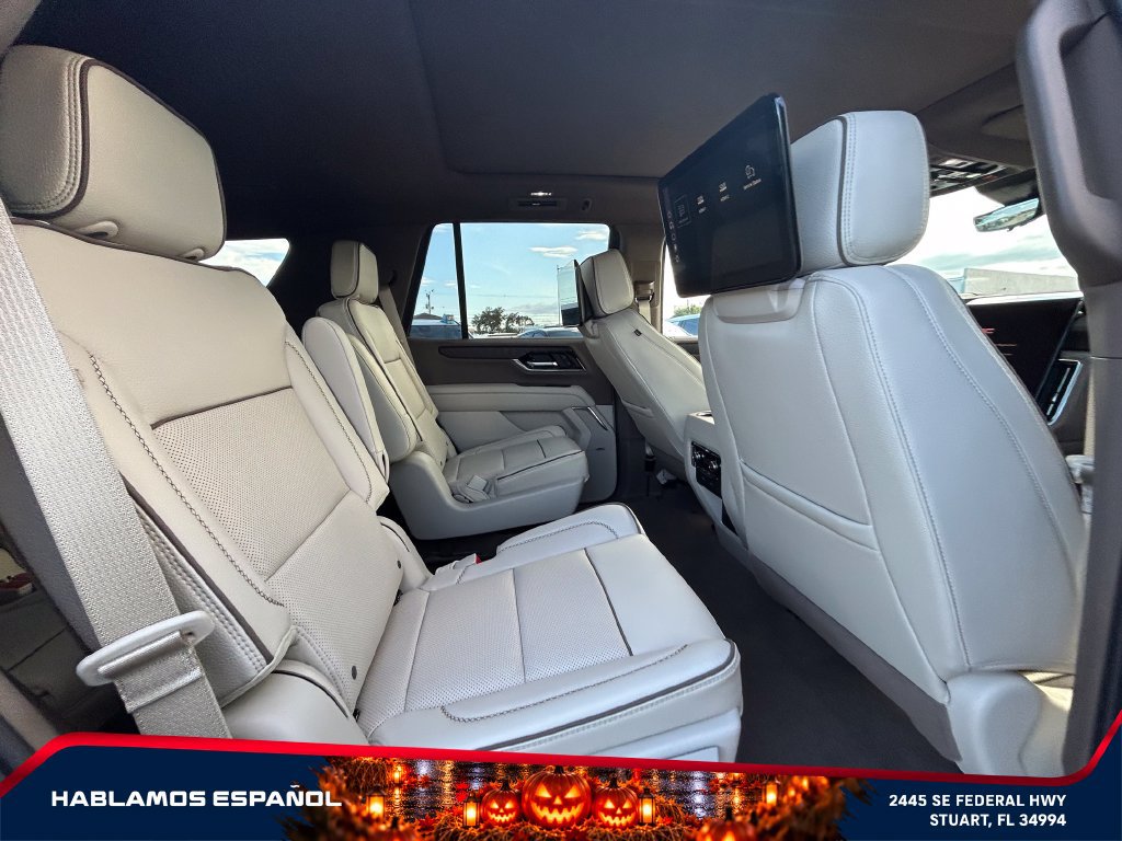 New 2026 GMC Yukon Denali w/ Denali Reserve Package AWD/4WD image 17