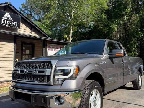 Used 2013 Ford F150 XLT w/ Mid Equipment Group AWD/4WD image 2