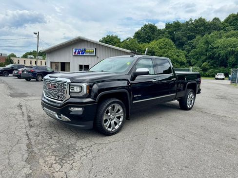 Used 2018 GMC Sierra 1500 Denali w/ Denali Ultimate Package AWD/4WD image 1