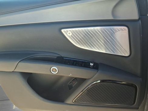 Used 2024 Maserati Grecale GT AWD/4WD image 16