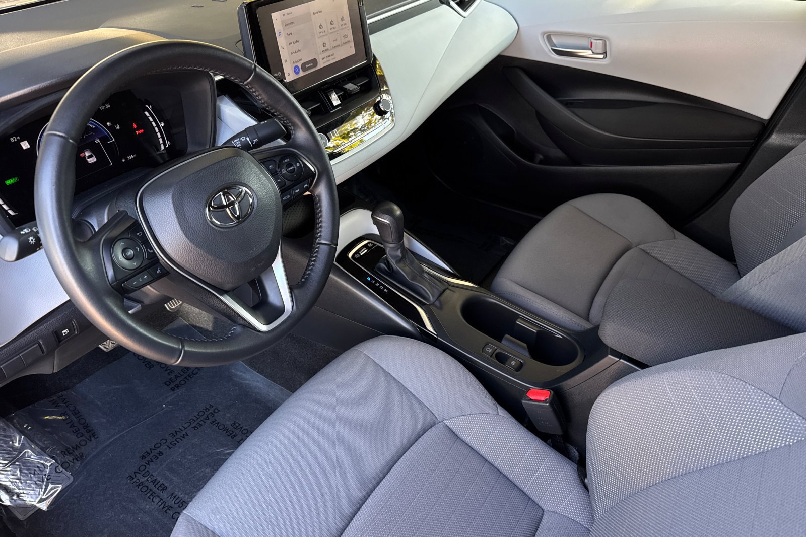 Used 2026 Toyota Corolla SE FWD image 10