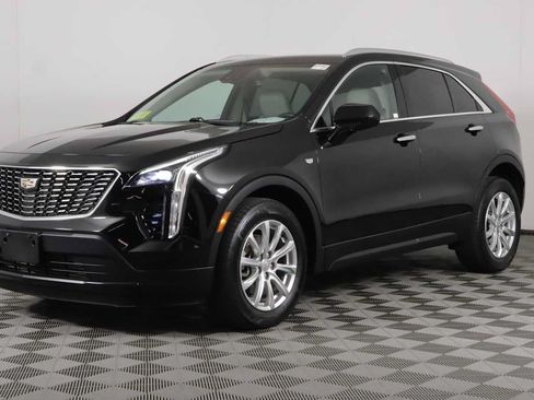 Used 2022 Cadillac XT4 Luxury AWD/4WD image 9